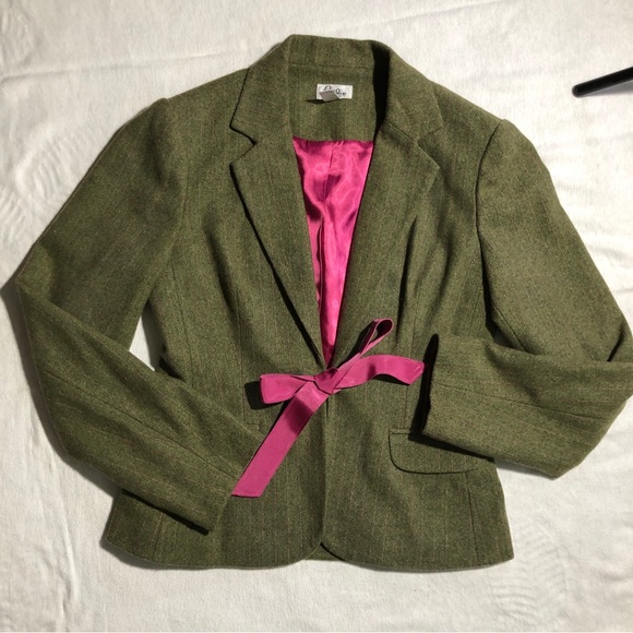 Lilly Pulitzer Jackets & Blazers - Lilly Pulitzer Wool Blend Green Pink bow Pinstriped Blazer Size S